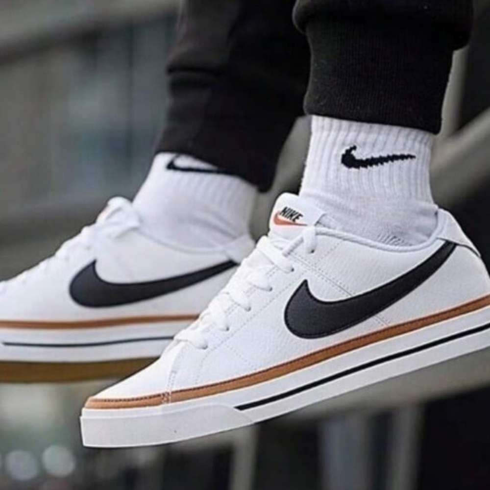 Nike Court Legacy Sneakers